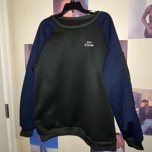 Thick black/blue sweater